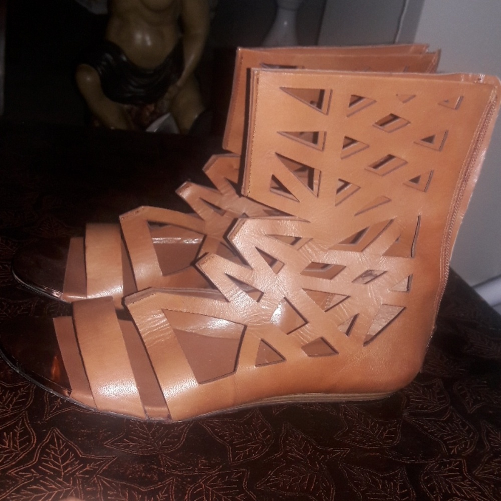 BCBGeneration - Picture 2 of 4